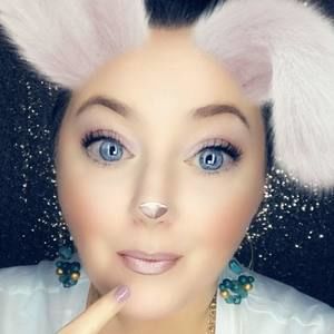 Meet your Posher, Jenifer